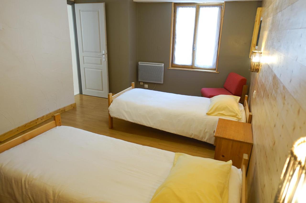 Appartement Spacieux Avec Terrasse Saint-André-dʼEmbrun 외부 사진